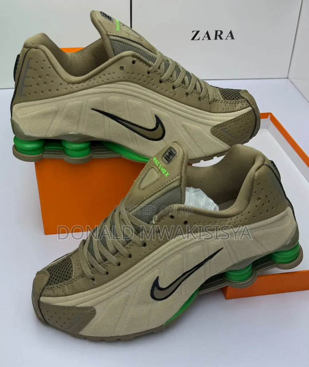 Nike Shox R4 - Spring Master Edition