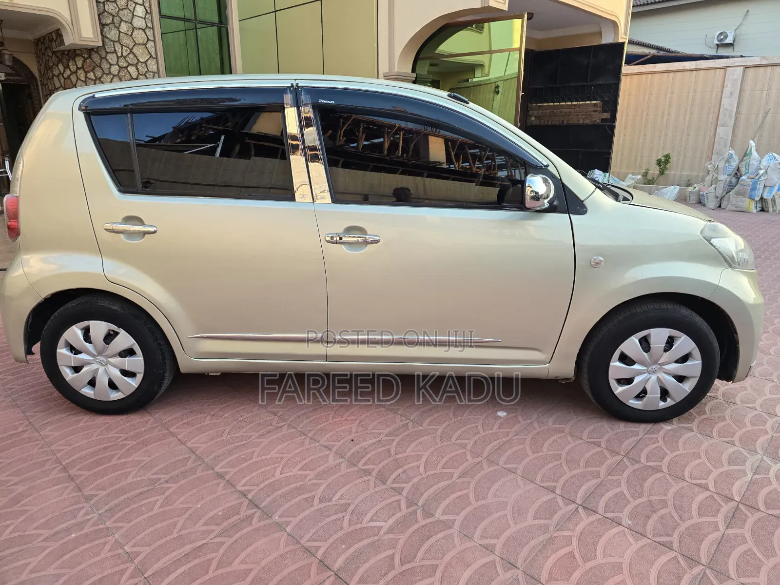 Toyota Passo 2007 Beige