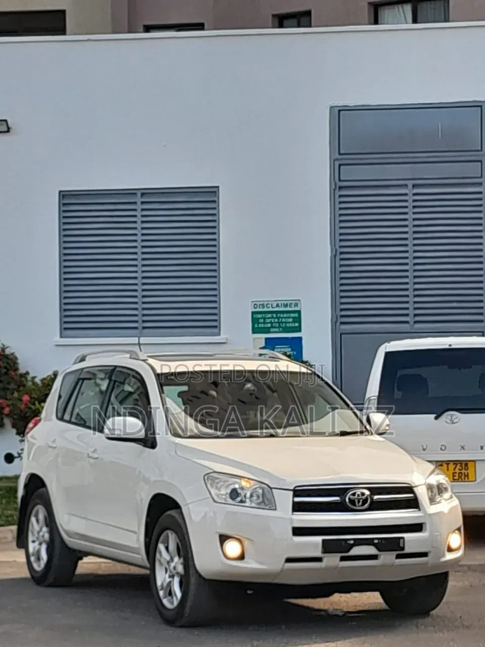 Toyota RAV4 2012 White