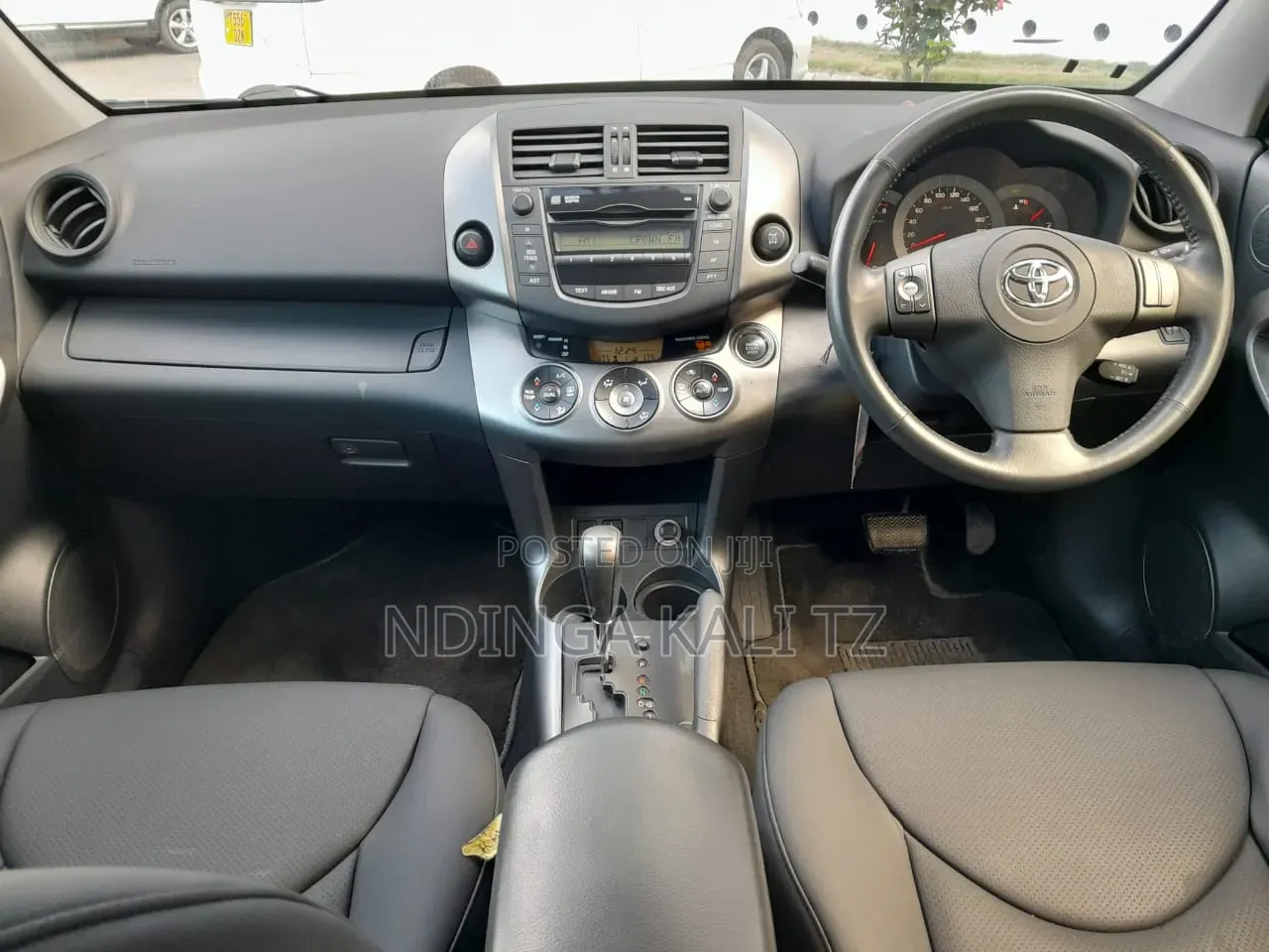 Toyota RAV4 2012 White