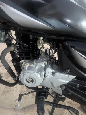 Bajaj Boxer 125 2025 Black