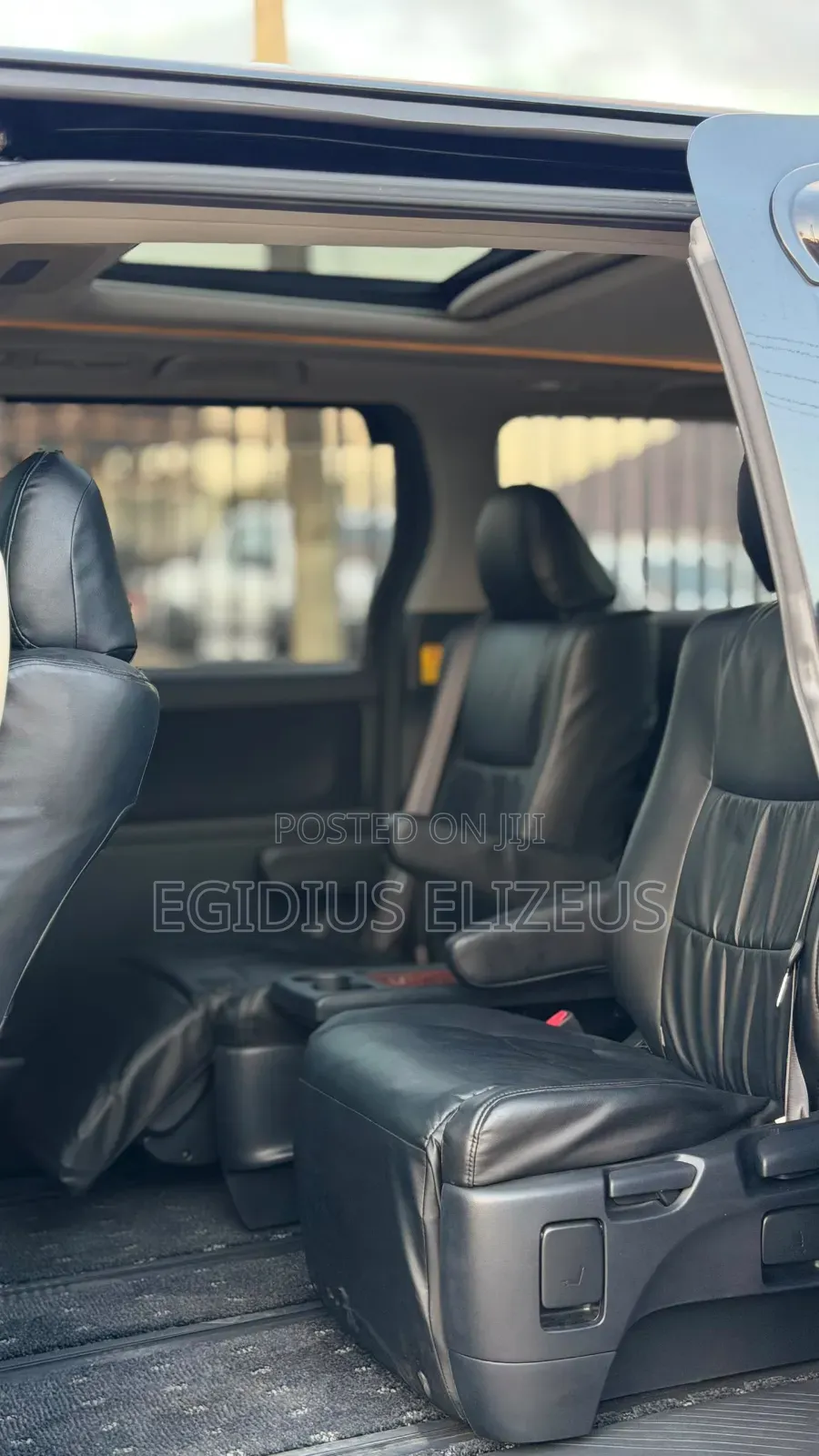 Toyota Alphard 2010 Black