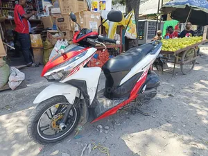 Honda Vario 2020 White