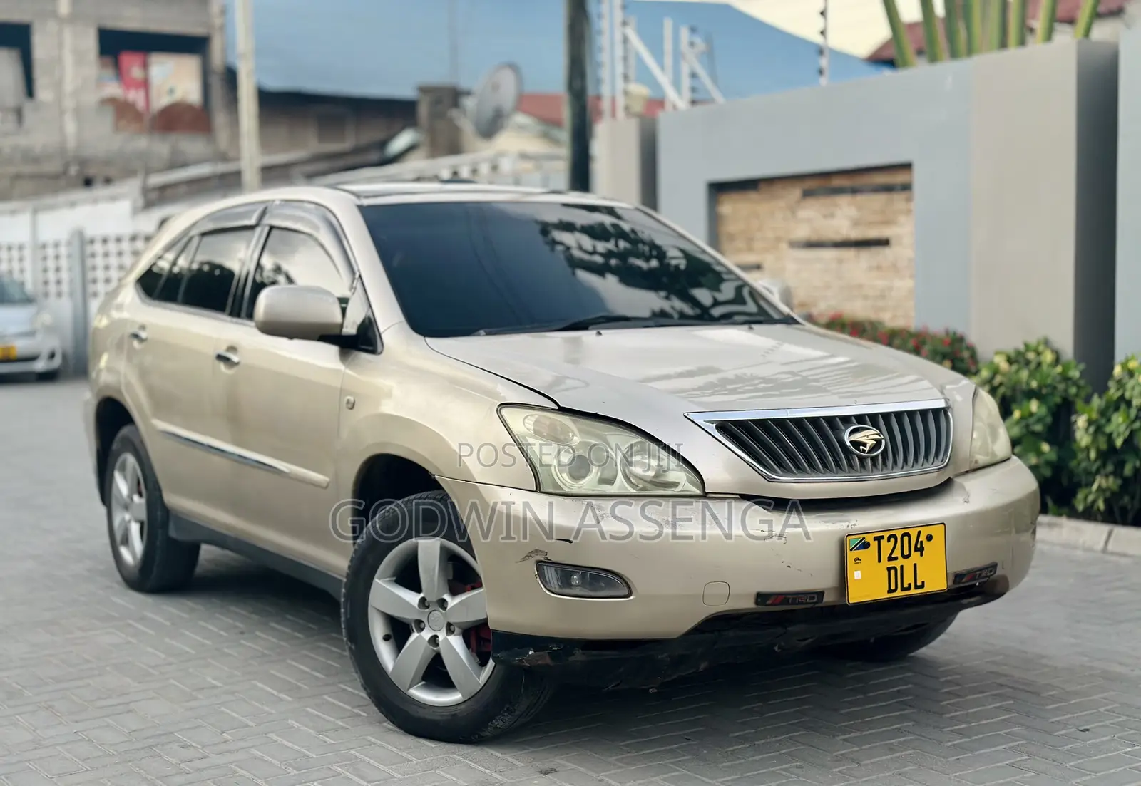 Toyota Harrier 2008 Gold