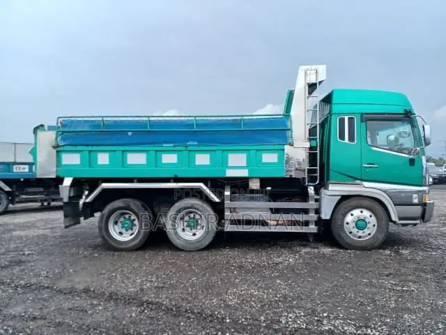 Mitsubishi Fuso Super Great 10 Tonnes Mpya Unregistered Double Diff.