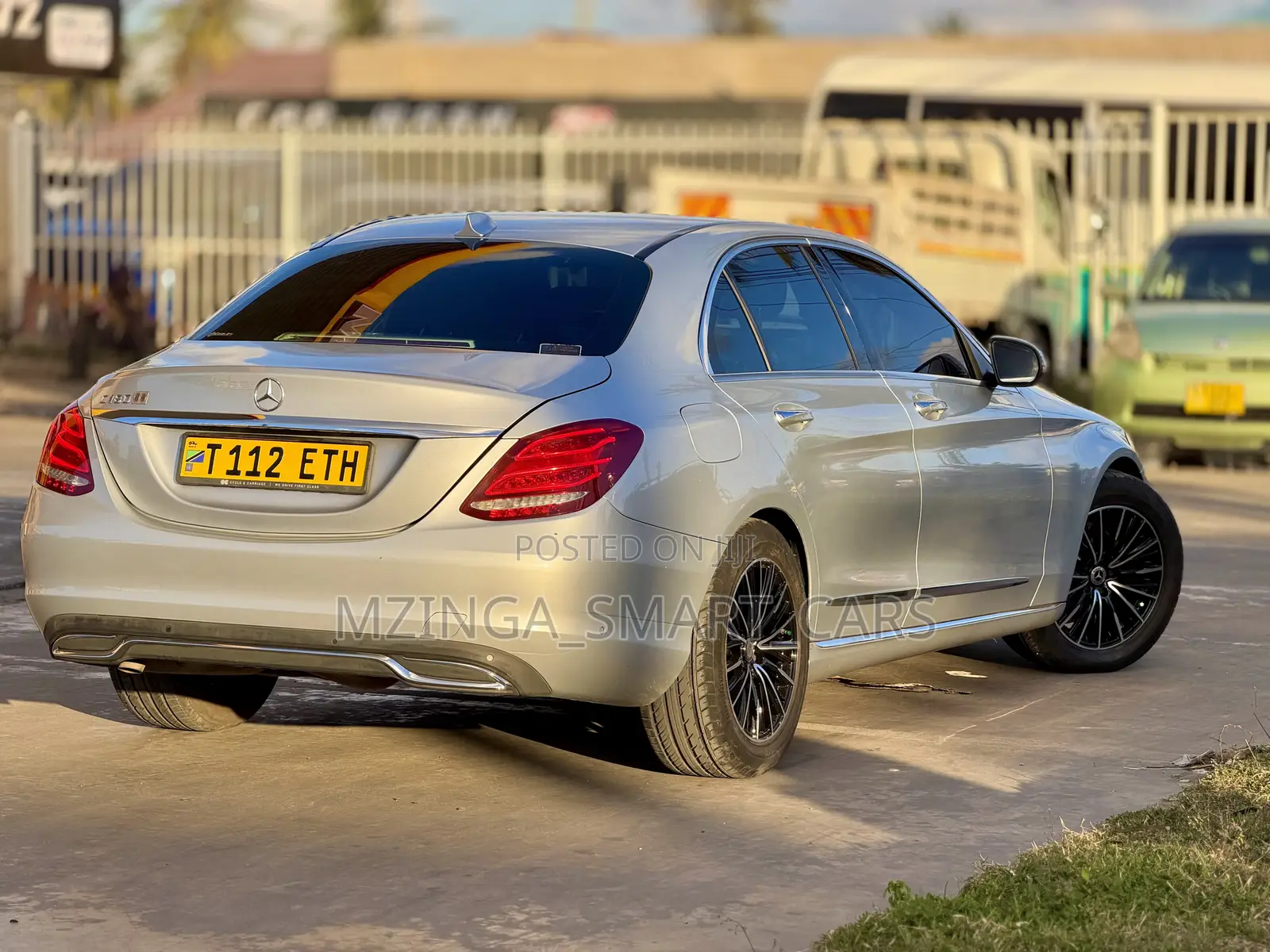 Mercedes-Benz C-Class 2016 Silver