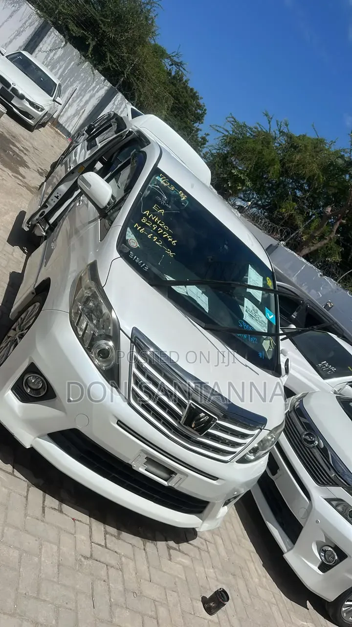 Toyota Alphard 2013 White