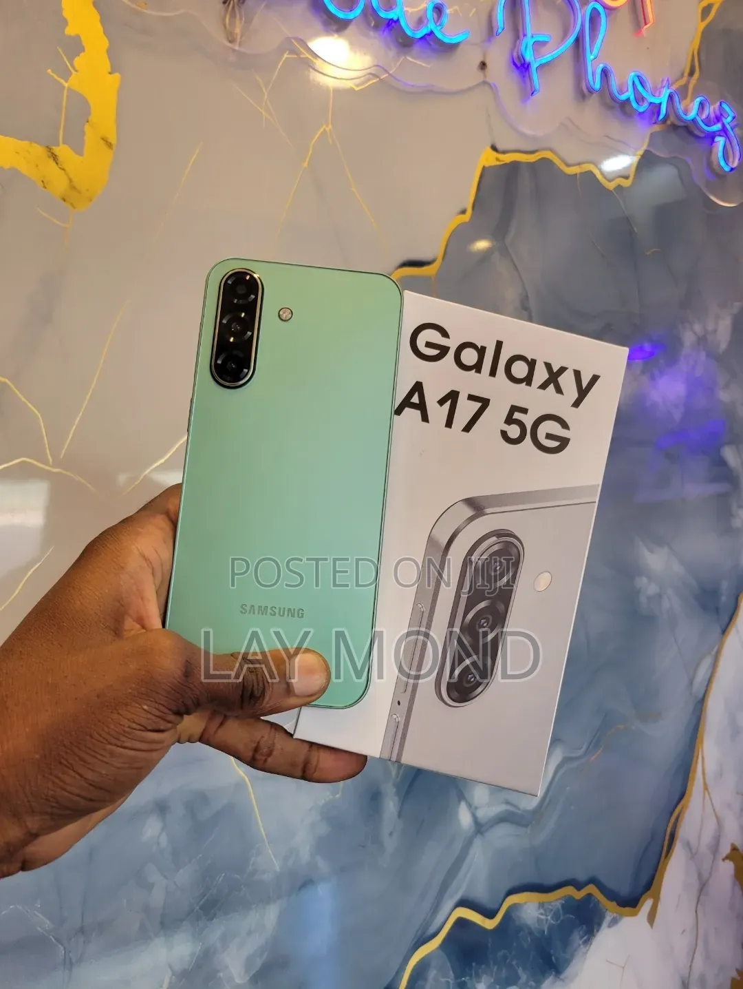 New Samsung Galaxy A17 5G 256 GB
