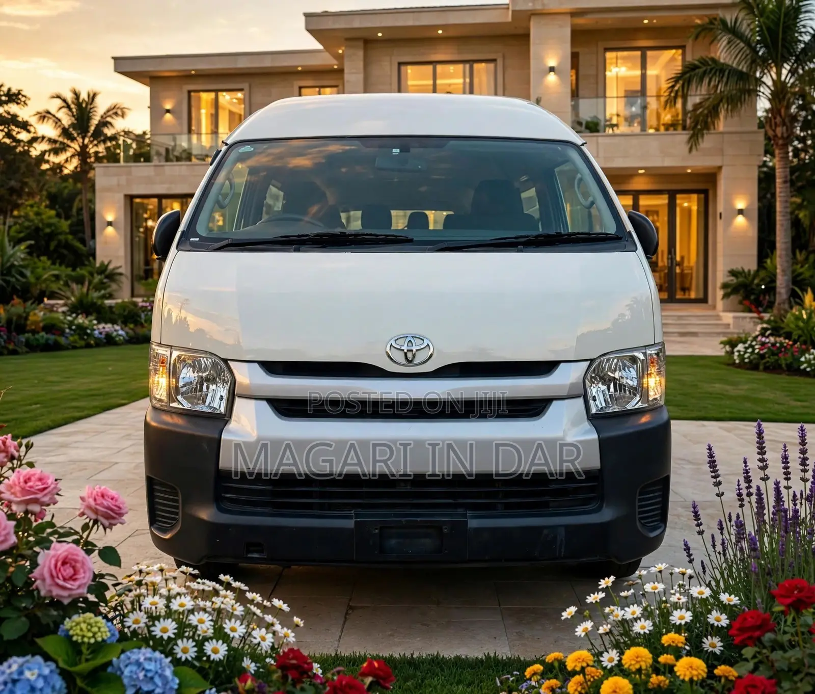 Toyota HiAce 2014 White