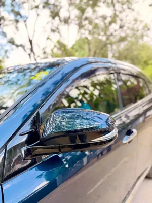 Toyota Harrier 2.0 2016 Blue