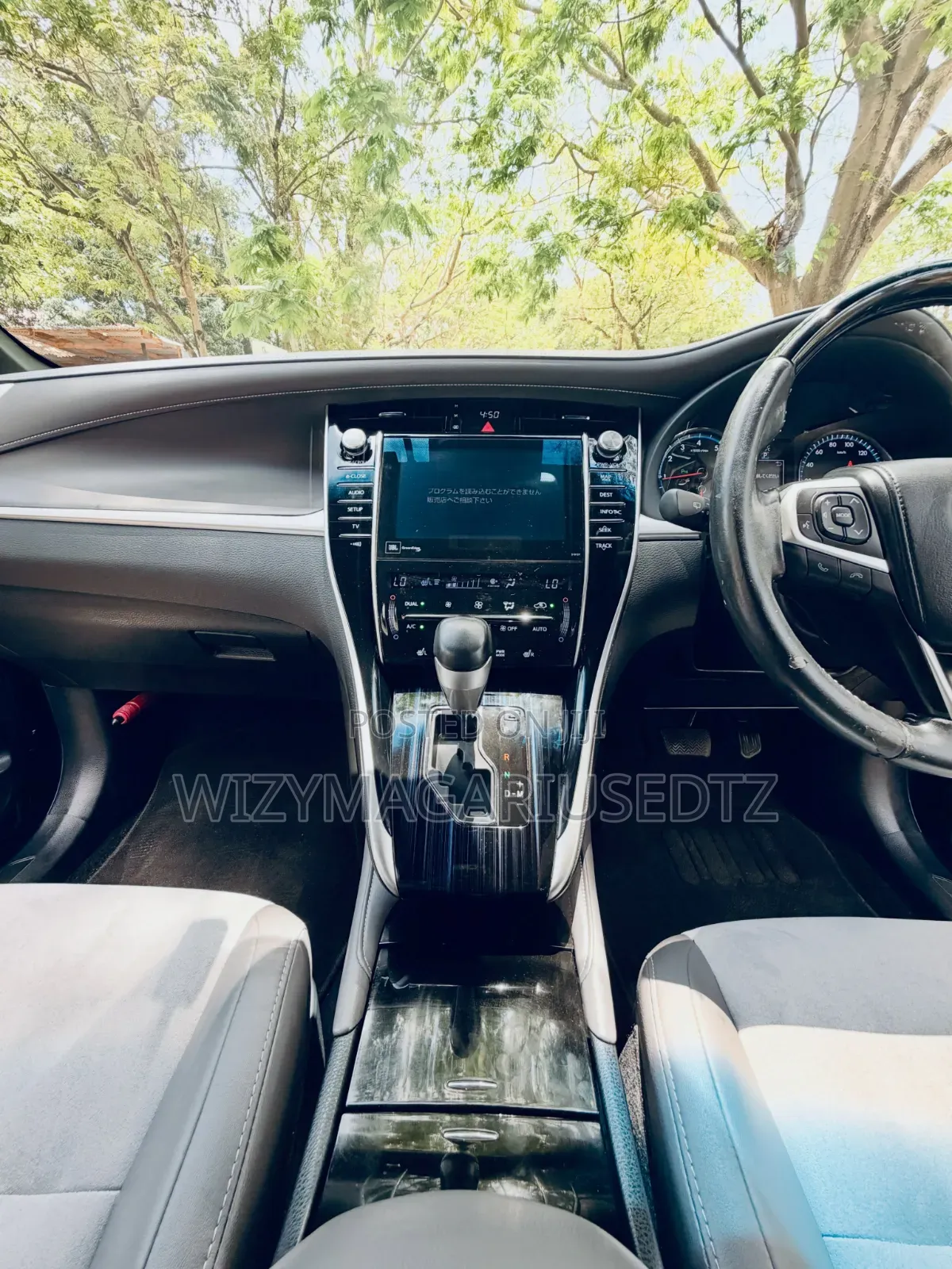 Toyota Harrier 2.0 2016 Blue