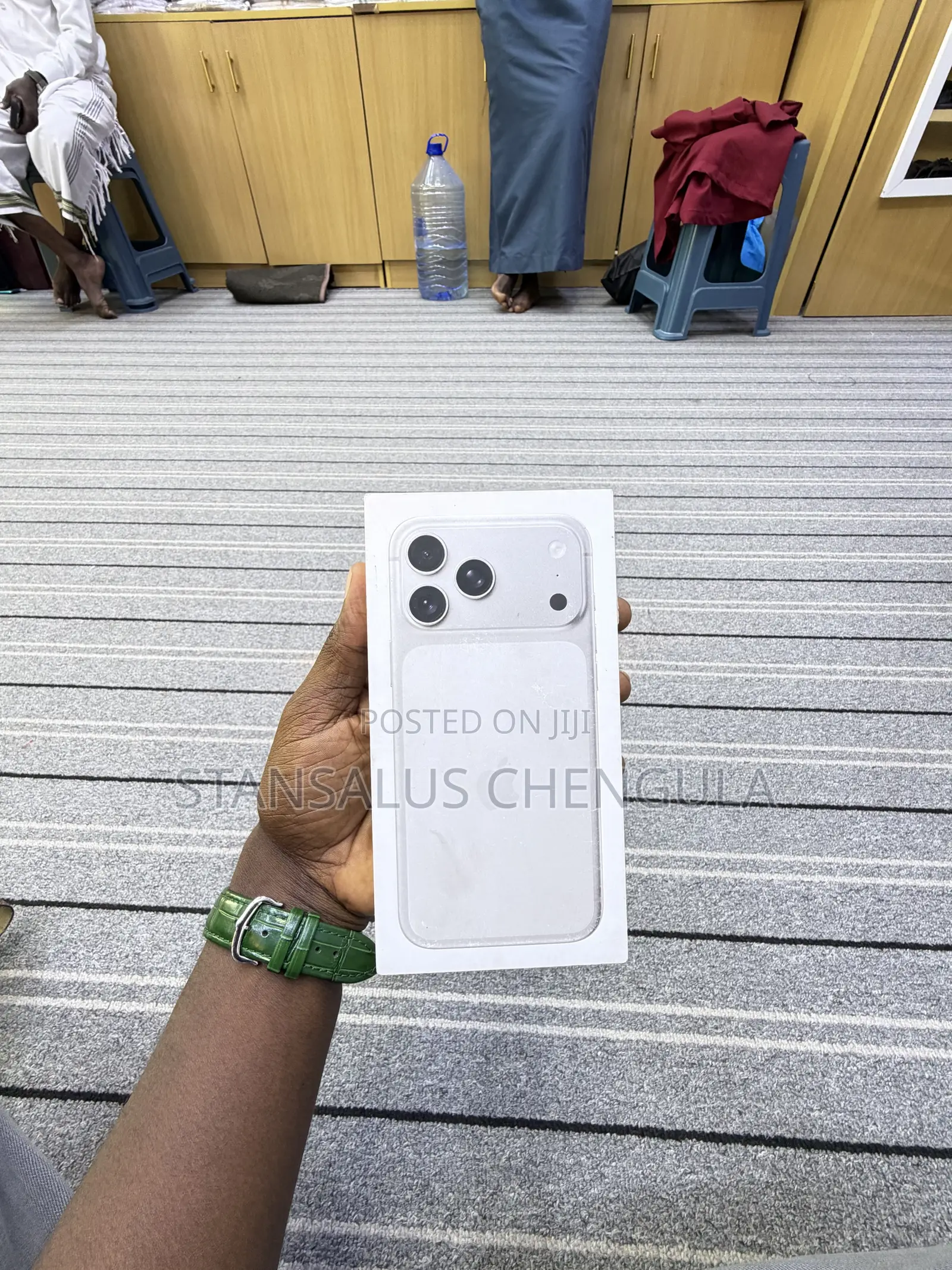 New Apple iPhone 17 Pro Max 256 GB Silver