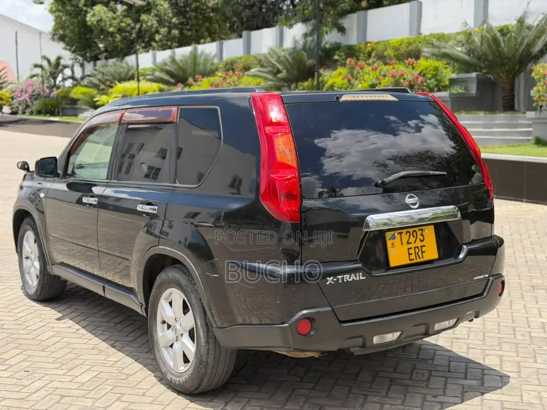 Nissan X-Trail 2010 Black