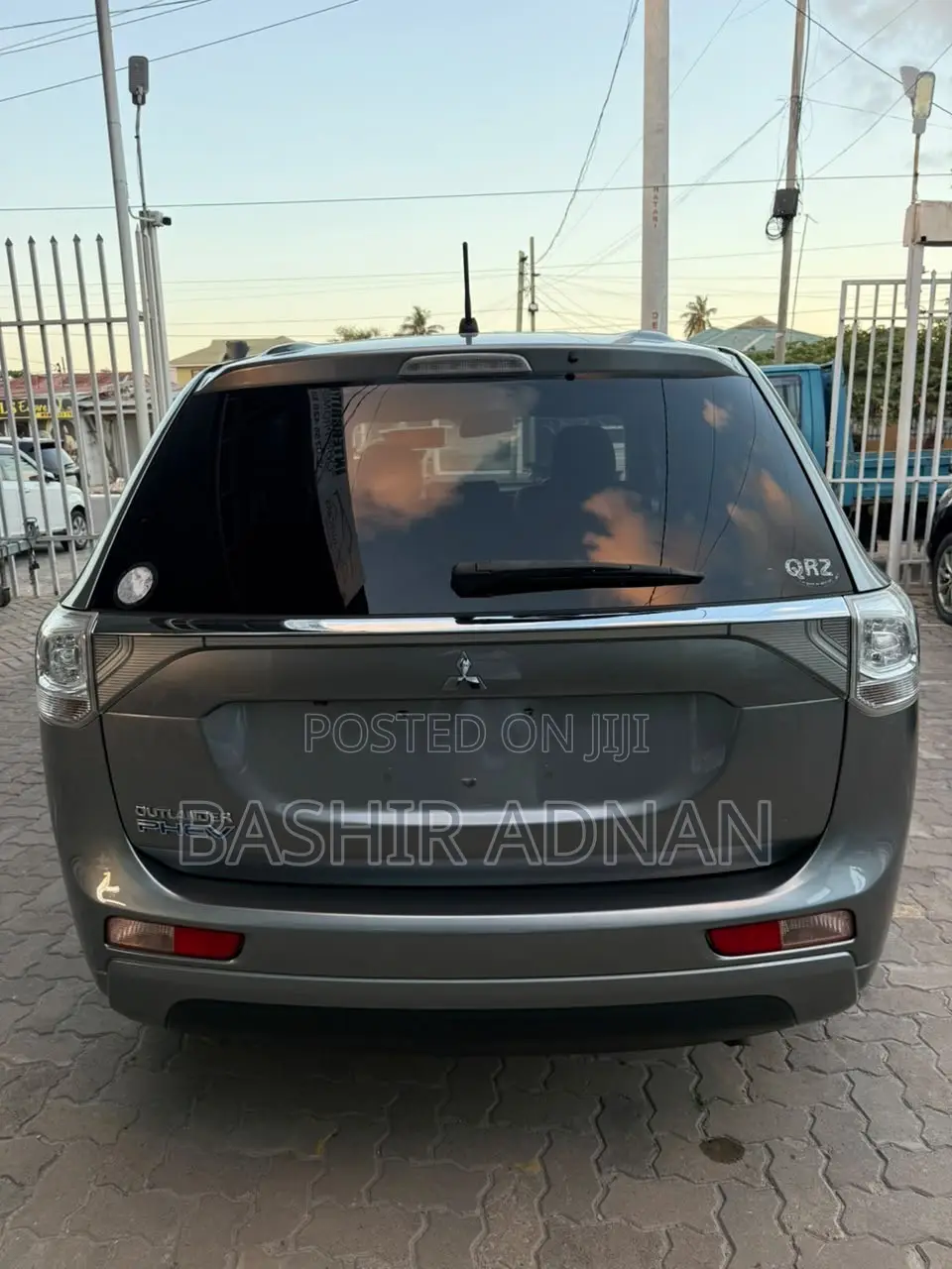 Mitsubishi Outlander 2.4 PHEV AWD 2014 Gray