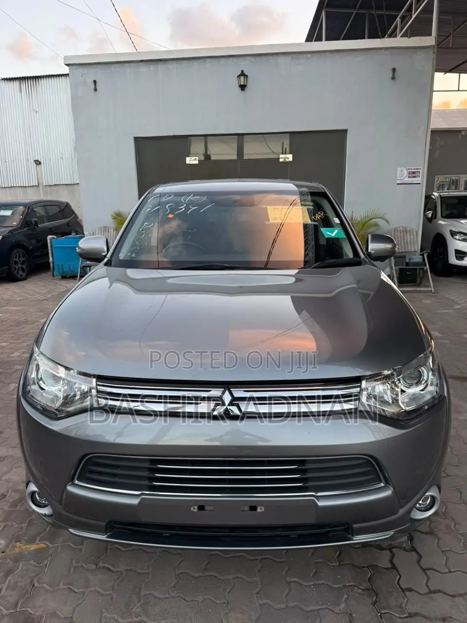 Mitsubishi Outlander 2.4 PHEV AWD 2014 Gray