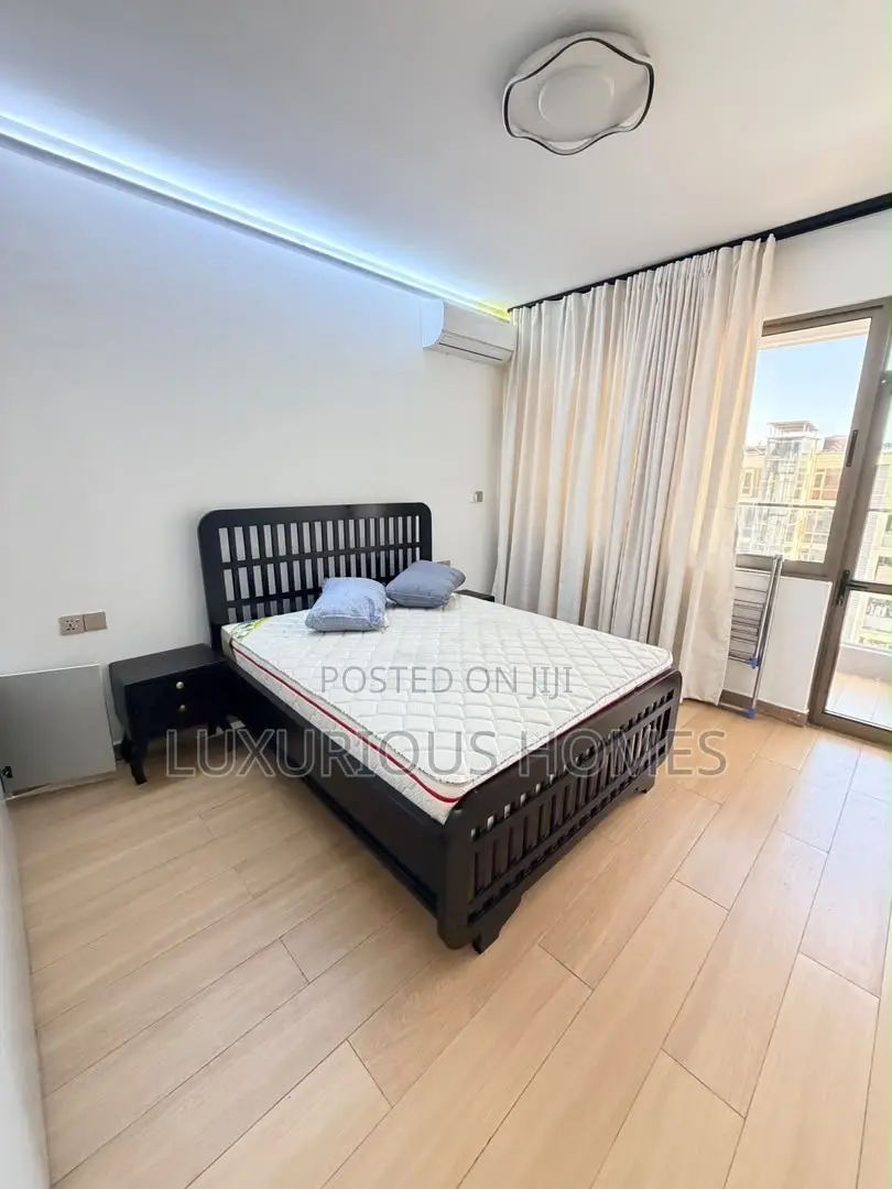Furnished 3bdrm Apartment in Oyster Bay for sale