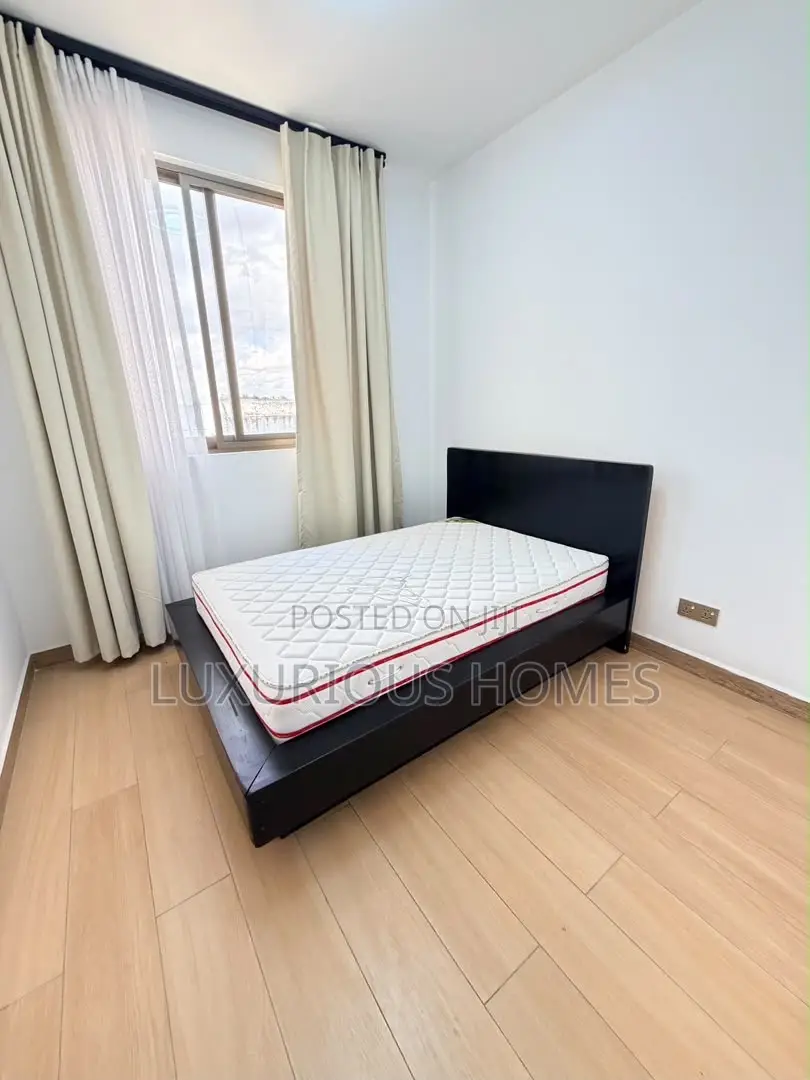 Furnished 3bdrm Apartment in Oyster Bay for sale
