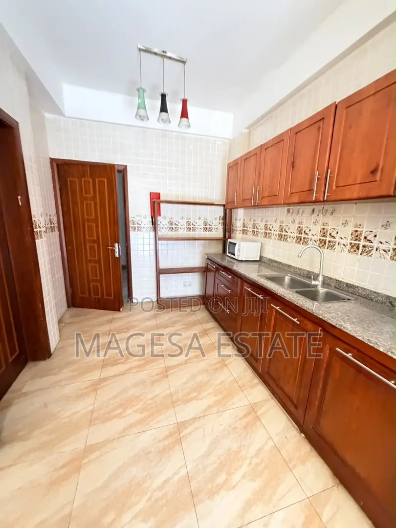 Furnished 4bdrm Apartment in Oyster Bay for rent