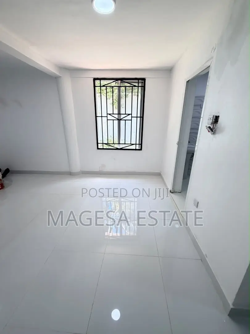 5bdrm House in Masaki for rent