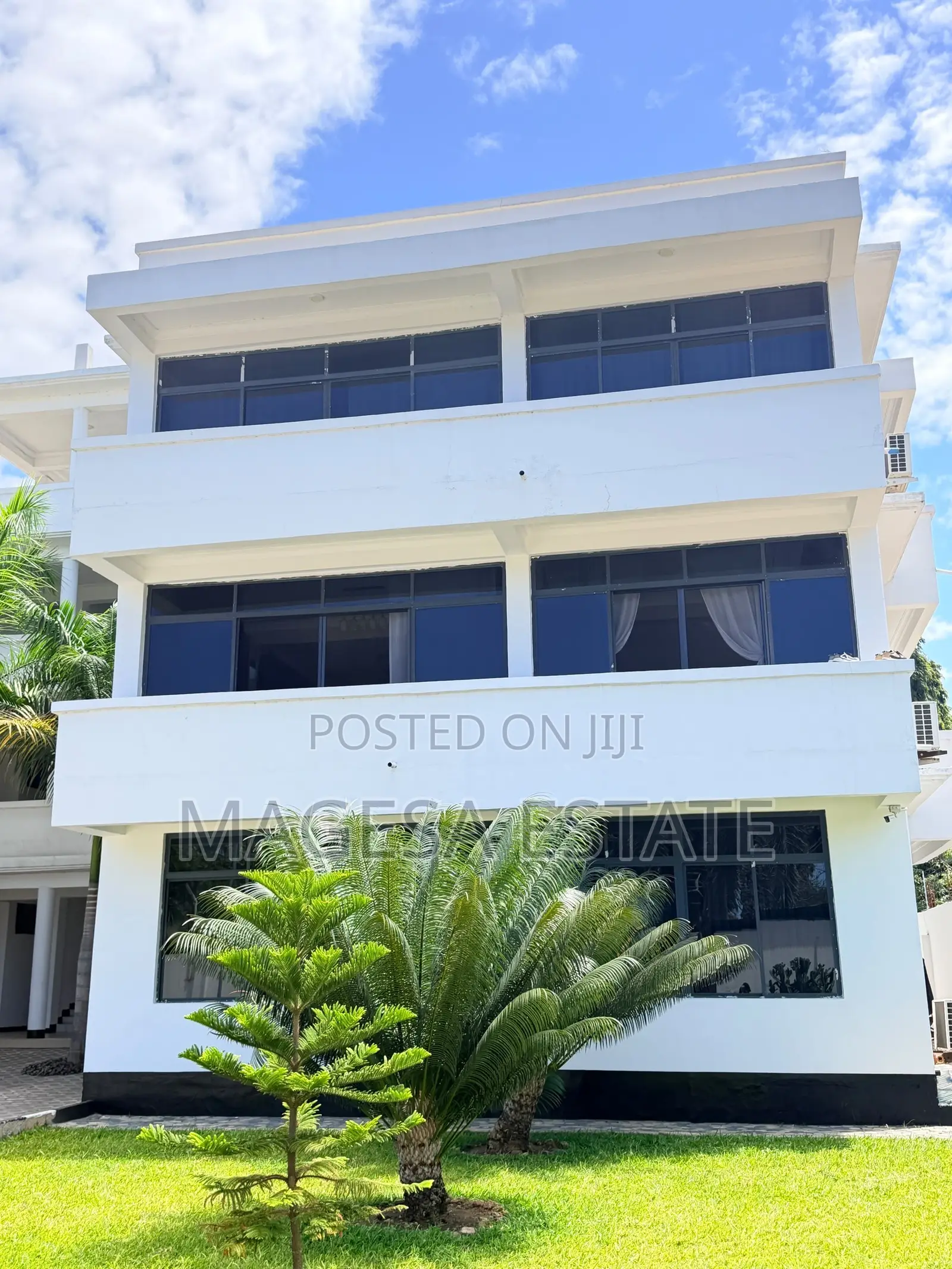 Furnished 2bdrm Apartment in Oyster Bay for rent