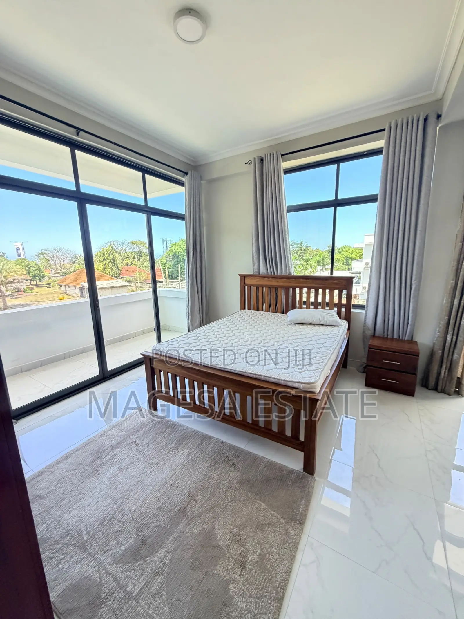 Furnished 2bdrm Apartment in Oyster Bay for rent