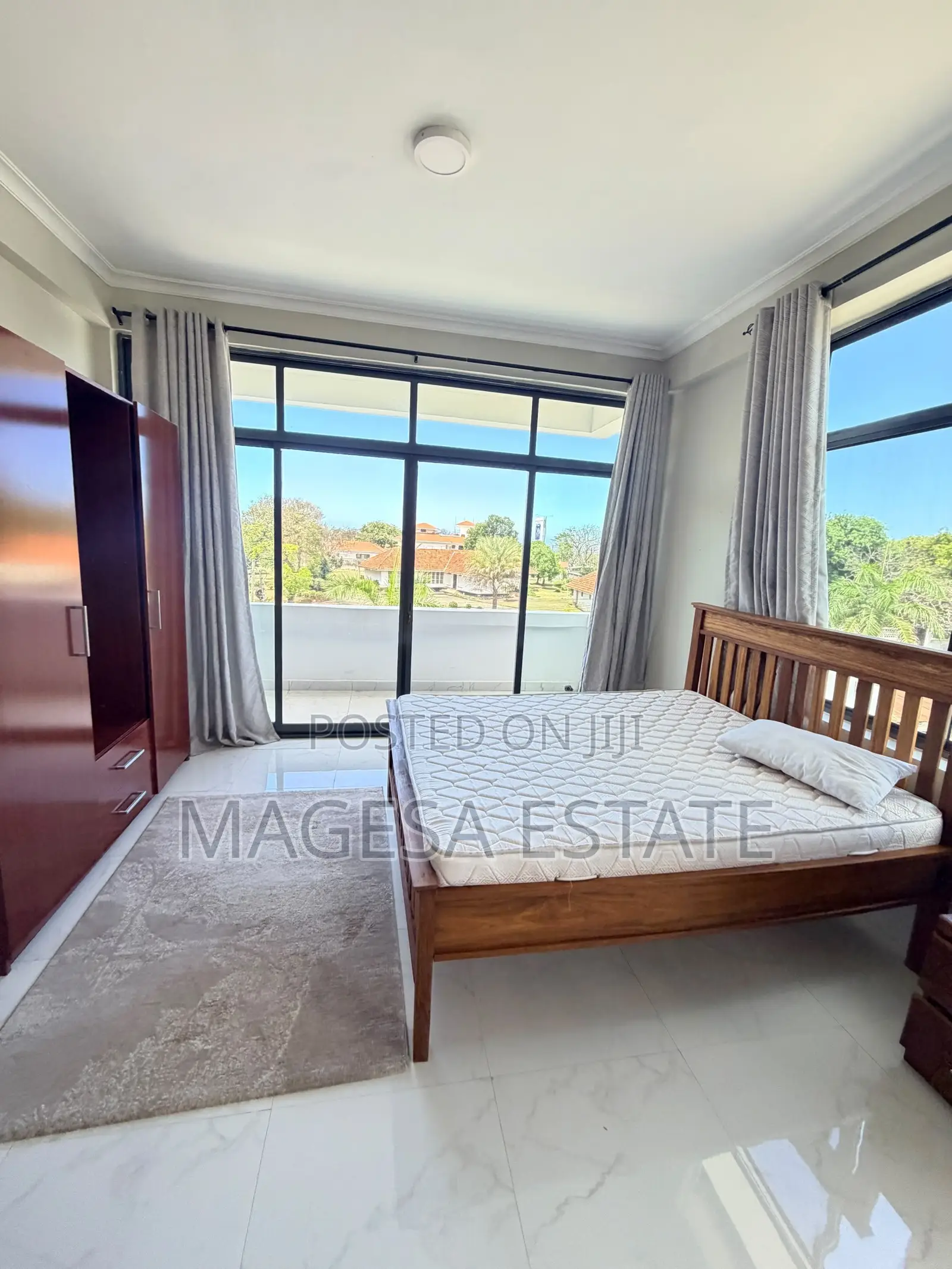 Furnished 2bdrm Apartment in Oyster Bay for rent