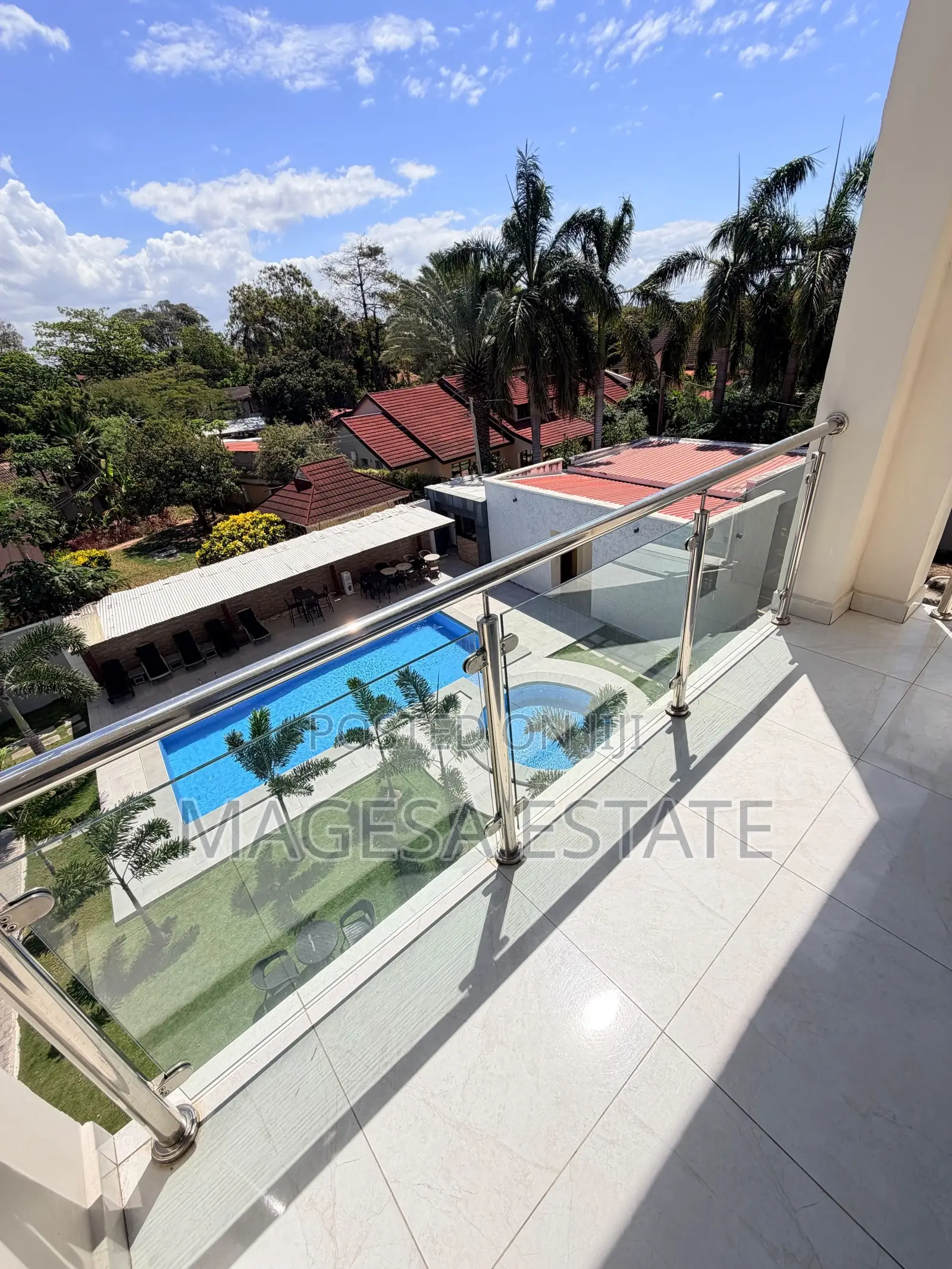 Furnished 2bdrm Apartment in Oyster Bay for rent