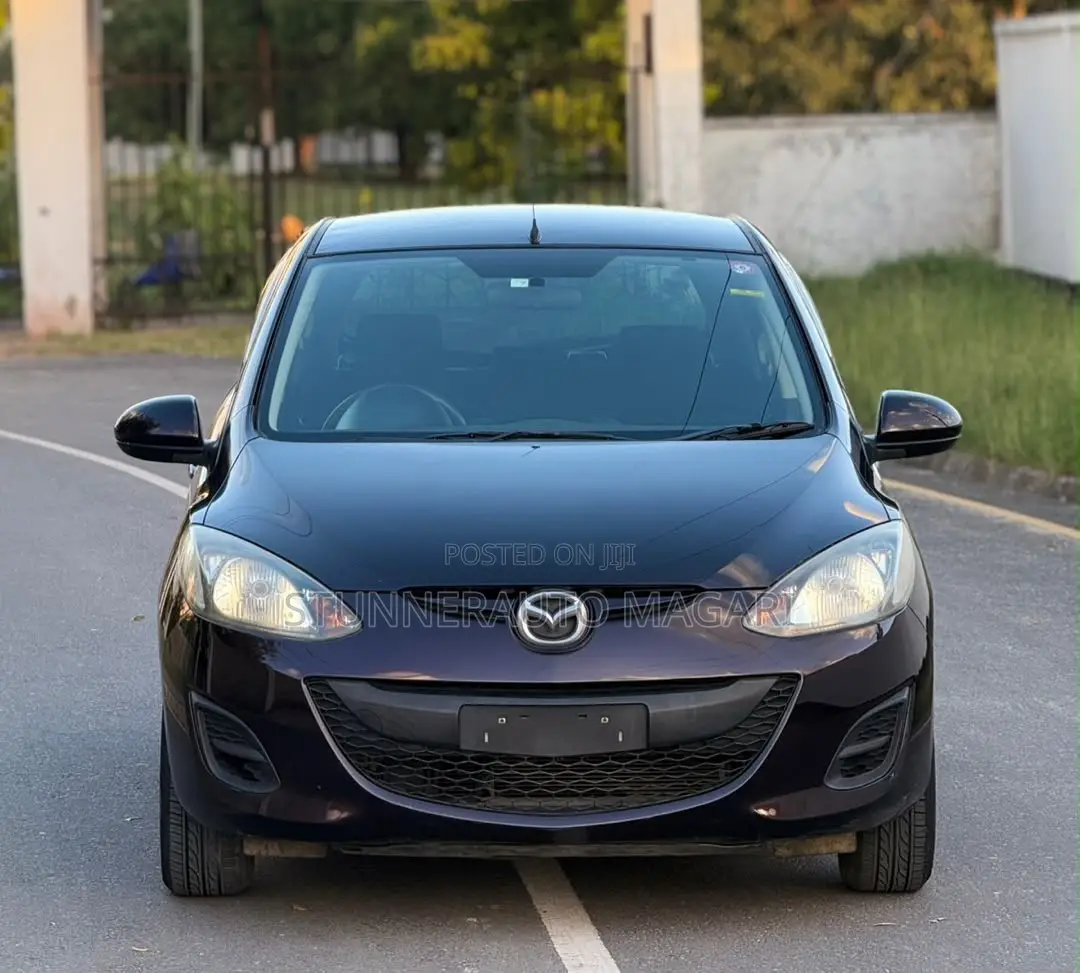 Mazda Demio 2012 Maroon