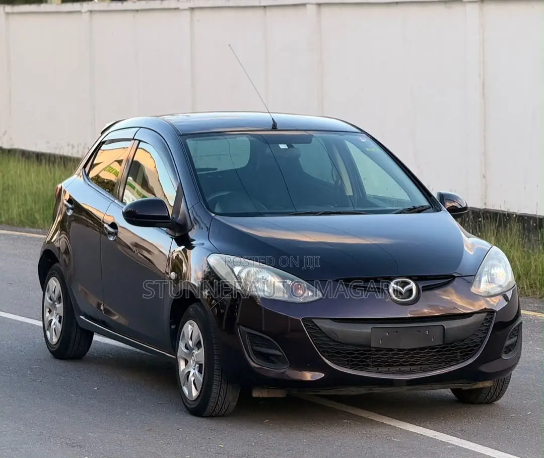 Mazda Demio 2012 Maroon