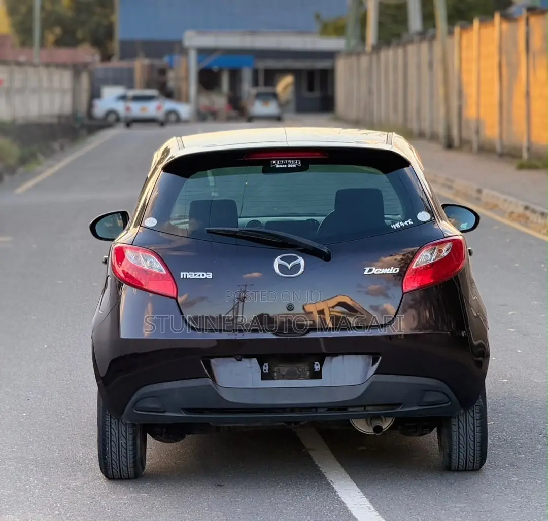 Mazda Demio 2012 Maroon
