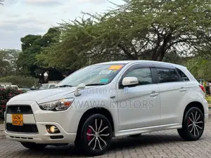 Mitsubishi RVR 2010 White