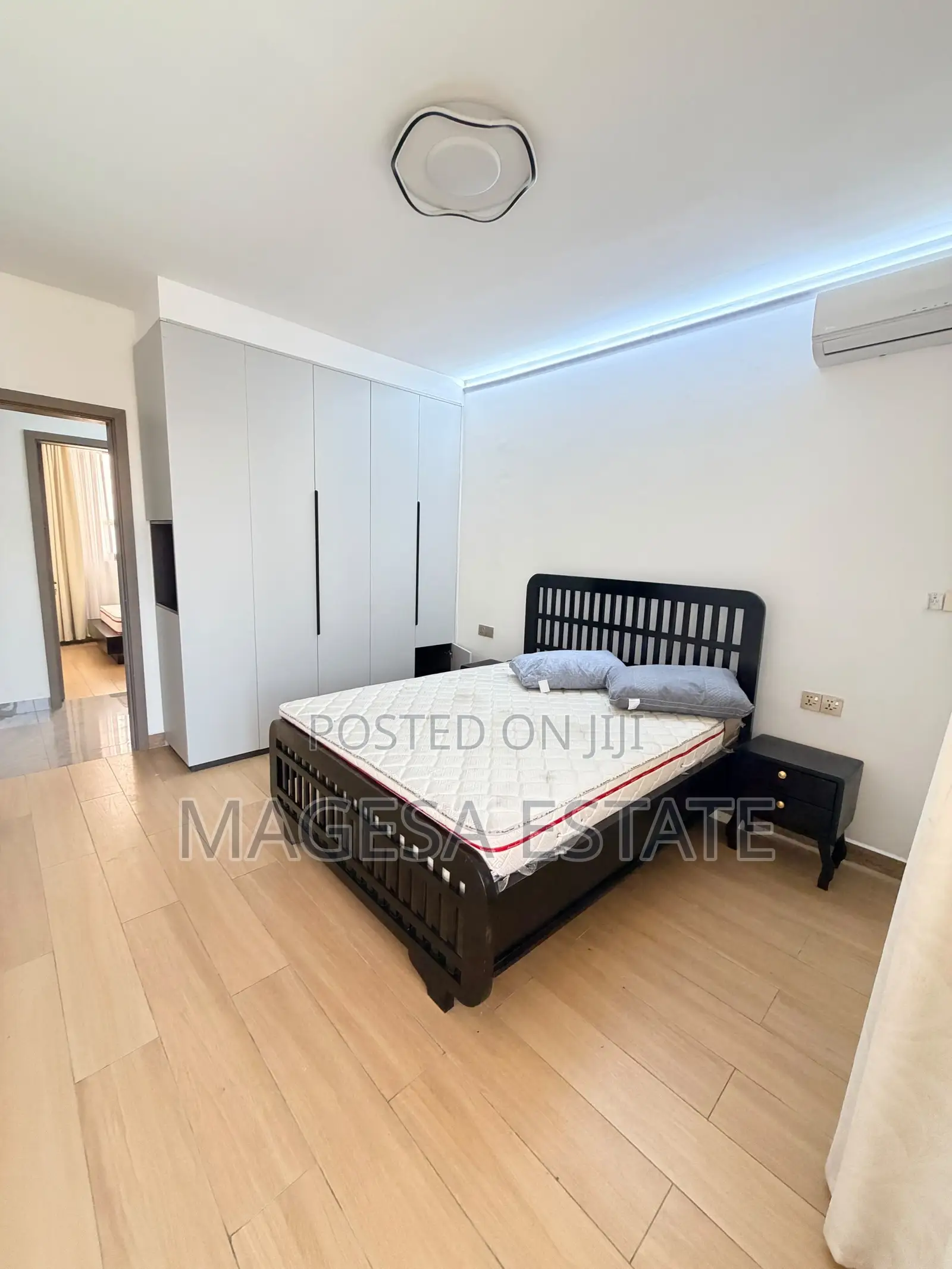 Furnished 3bdrm Apartment in Oyster Bay for sale