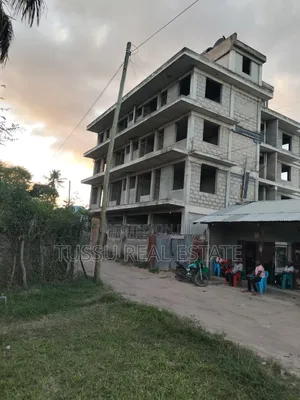 20bdrm Apartment in Survey Mliman City, Kinondoni for sale