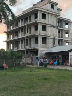20bdrm Apartment in Survey Mliman City, Kinondoni for sale