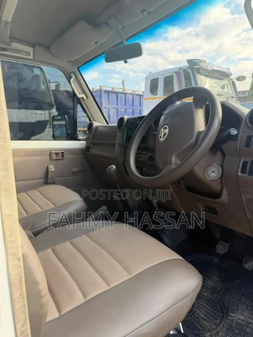 Toyota Land Cruiser 79 Series 2011 White