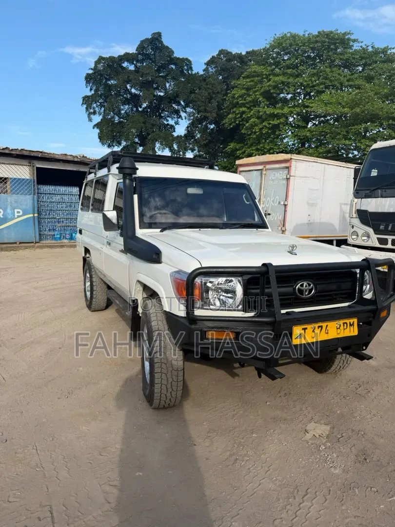 Toyota Land Cruiser 79 Series 2011 White