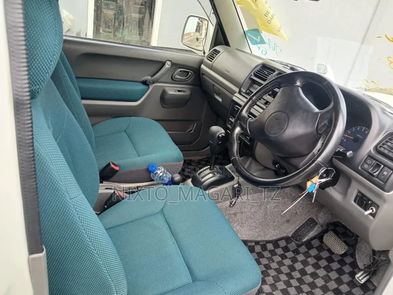 Suzuki Jimny 2001 White