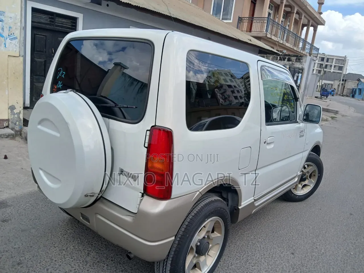 Suzuki Jimny 2001 White