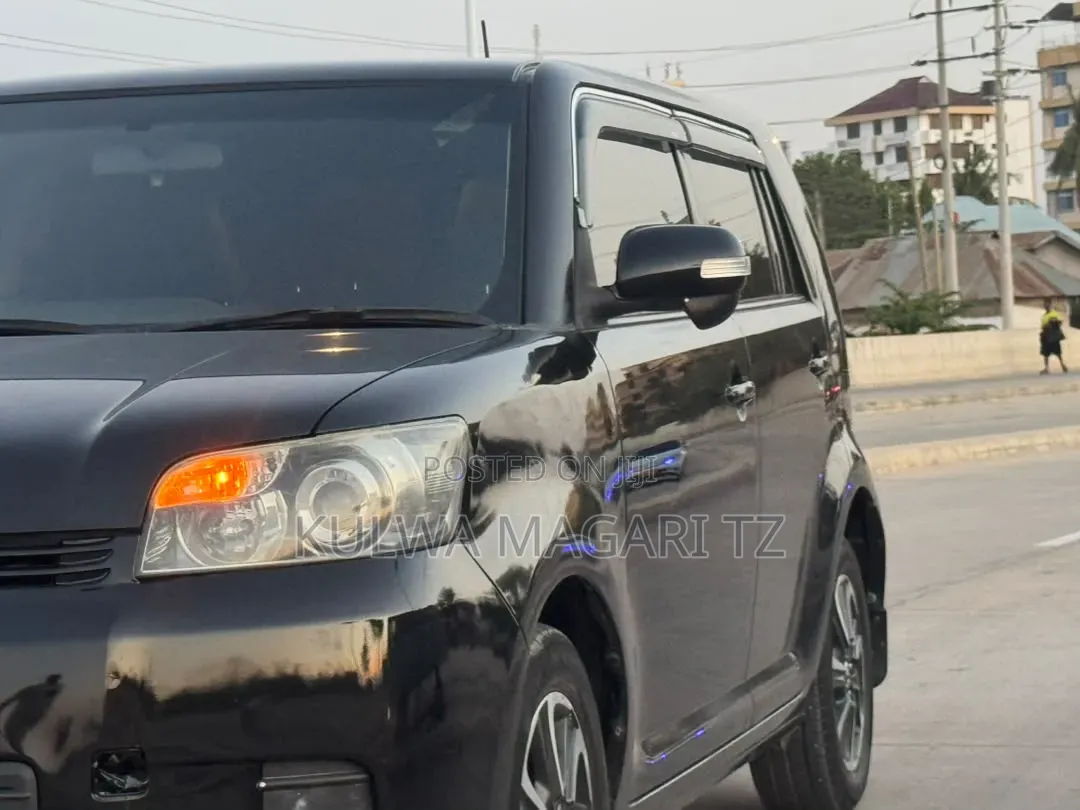 Toyota Rumion 1.5 FWD 2023 Black