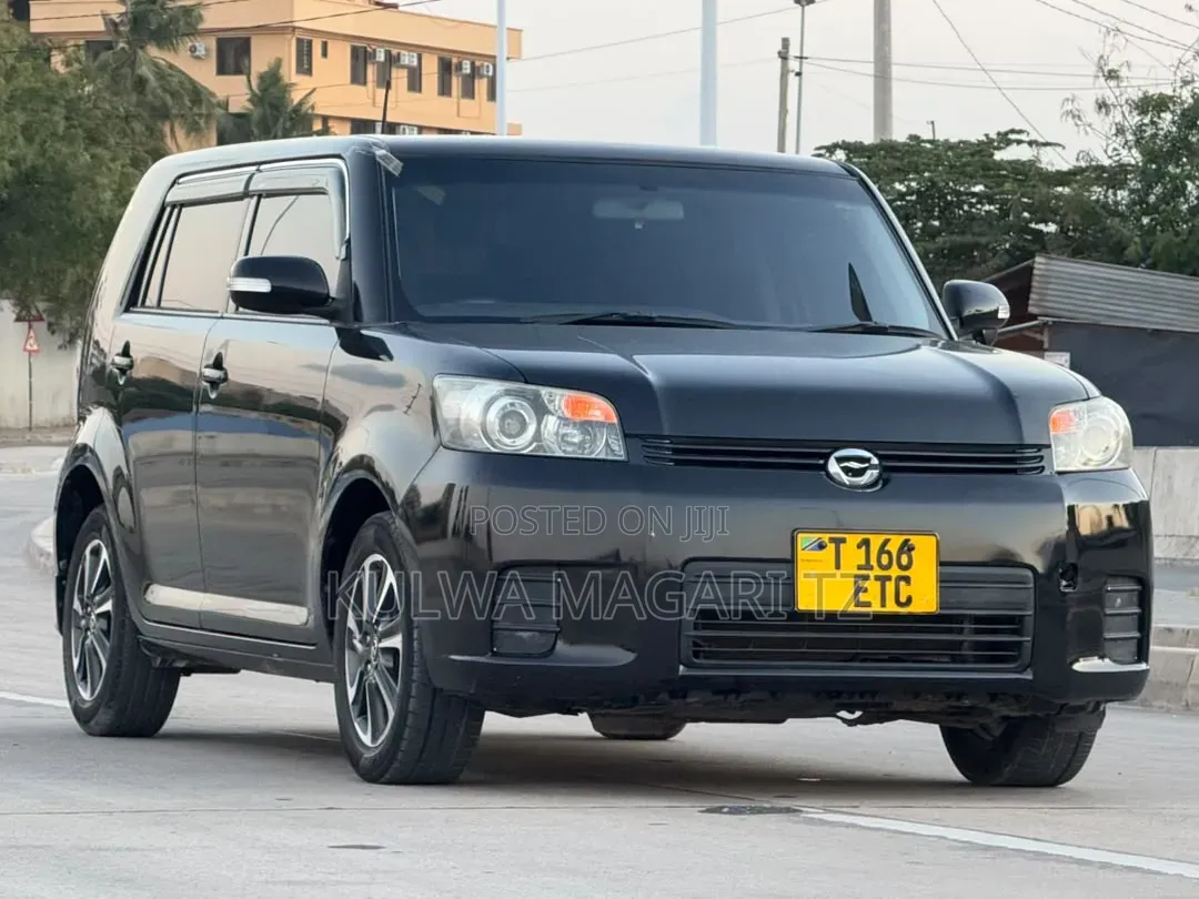 Toyota Rumion 1.5 FWD 2023 Black