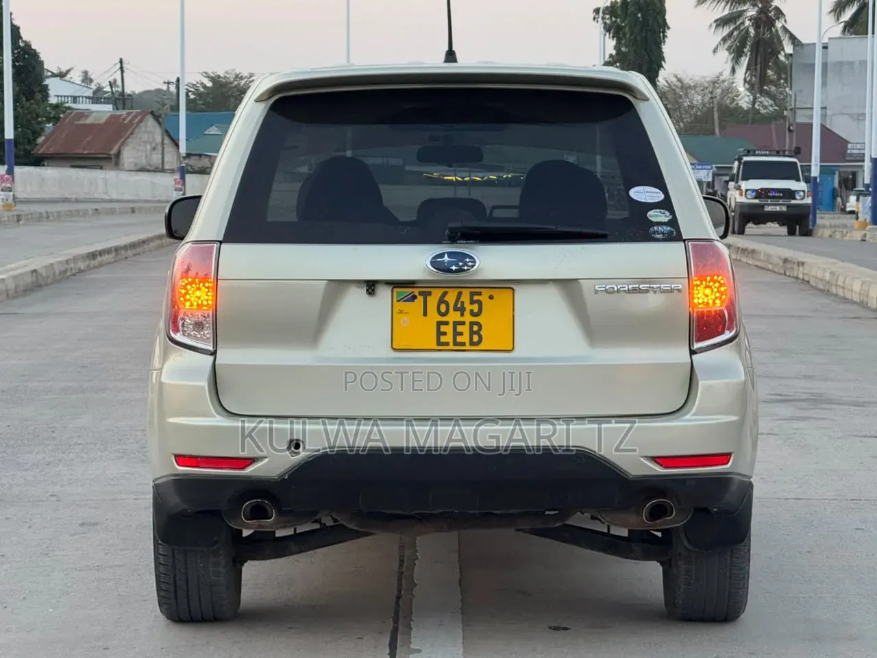 Subaru Forester 2010 Beige