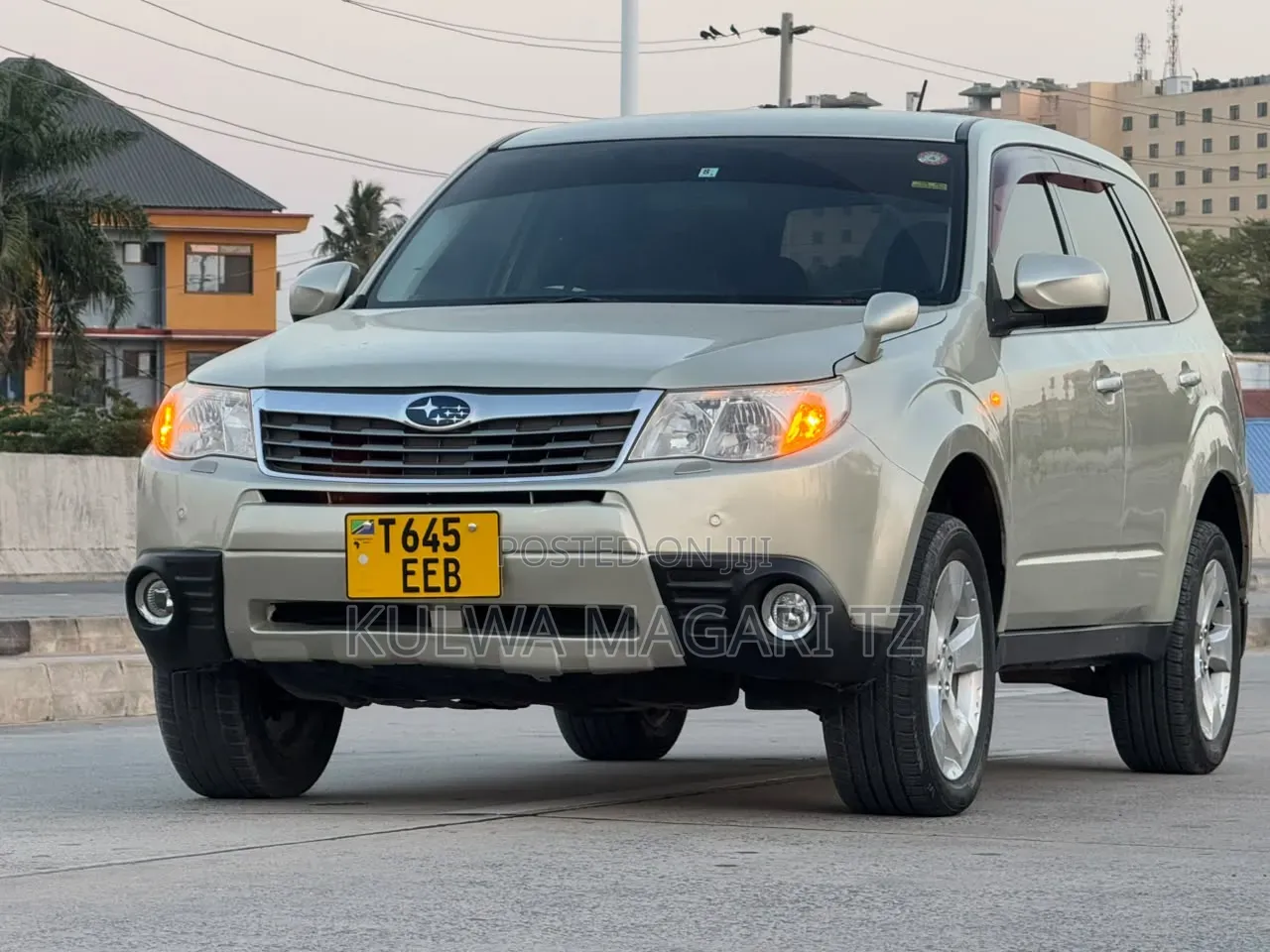 Subaru Forester 2010 Beige