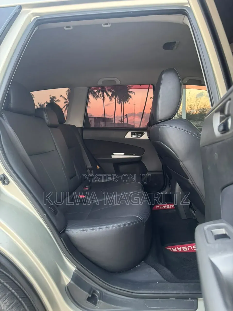 Subaru Forester 2010 Beige