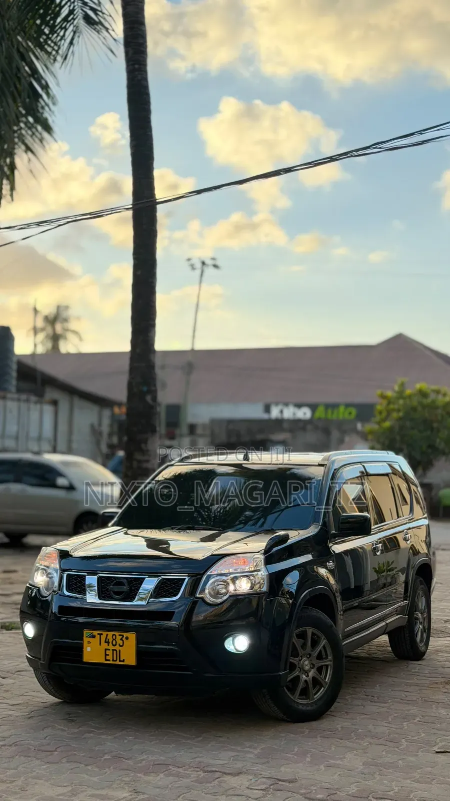 Nissan X-Trail 2012 Black