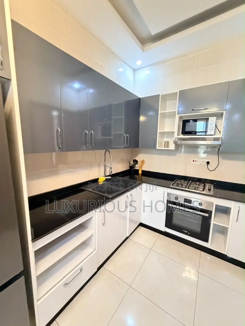 Furnished 2bdrm Apartment in Oyster Bay for rent