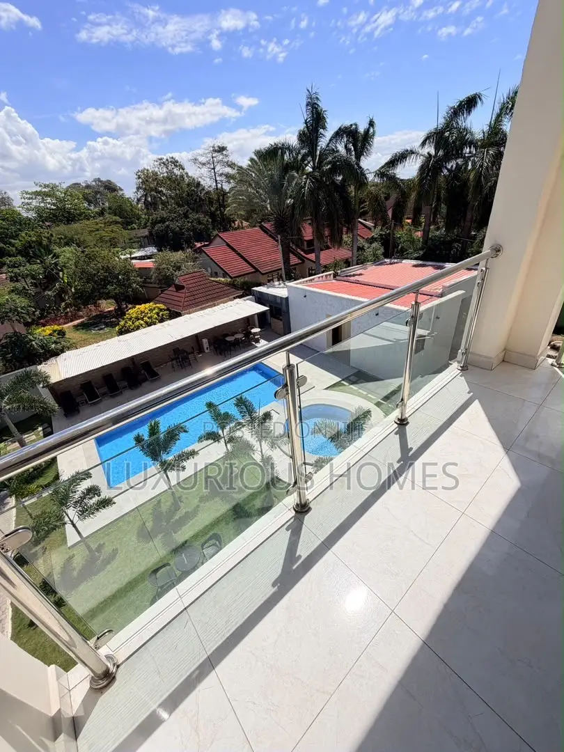 Furnished 2bdrm Apartment in Oyster Bay for rent