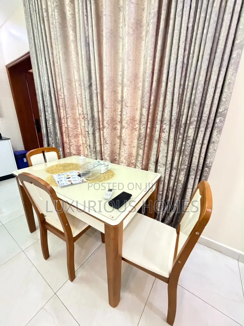 Furnished 2bdrm Apartment in Oyster Bay for rent