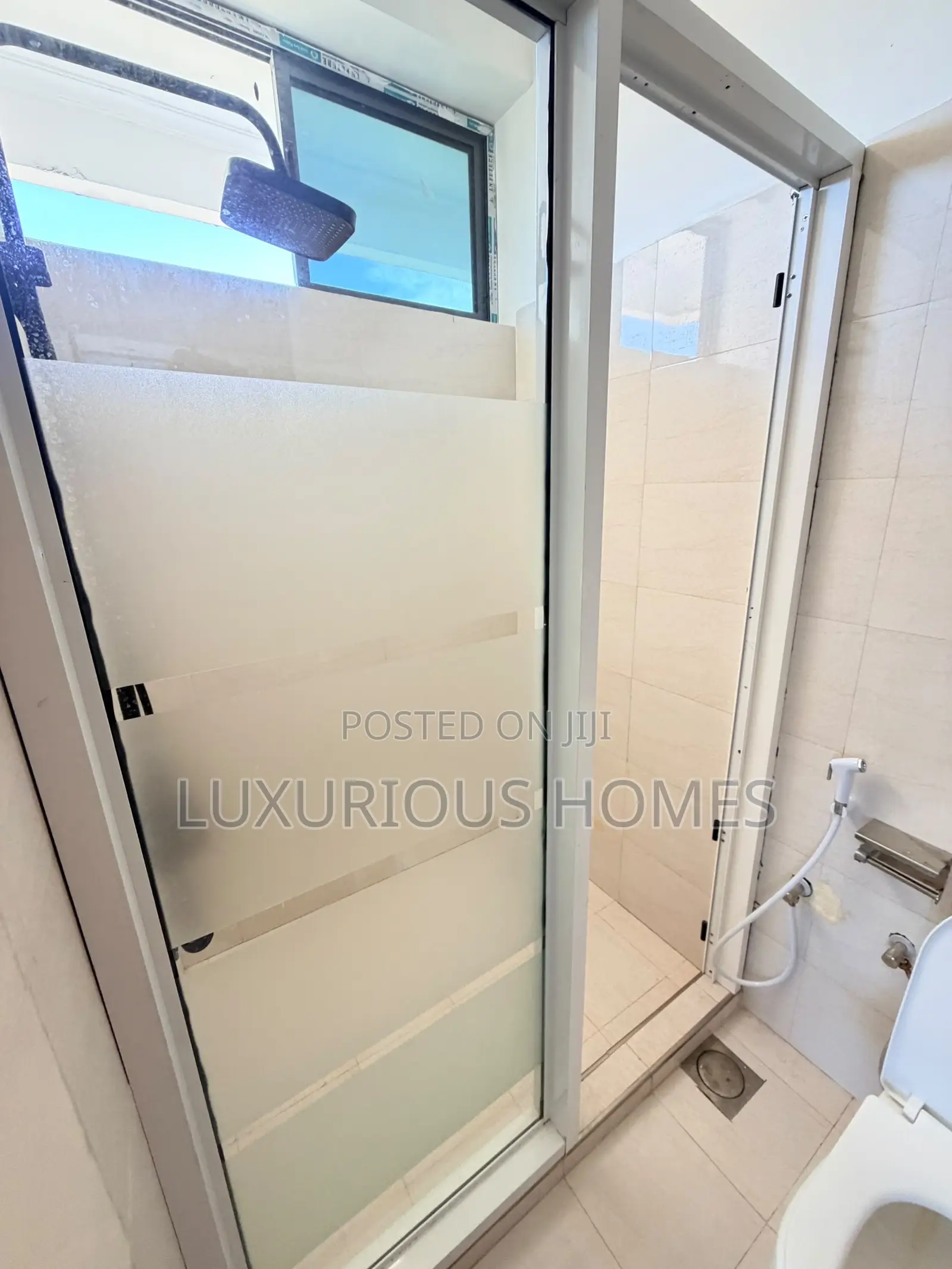 Furnished 2bdrm Apartment in Oyster Bay for rent