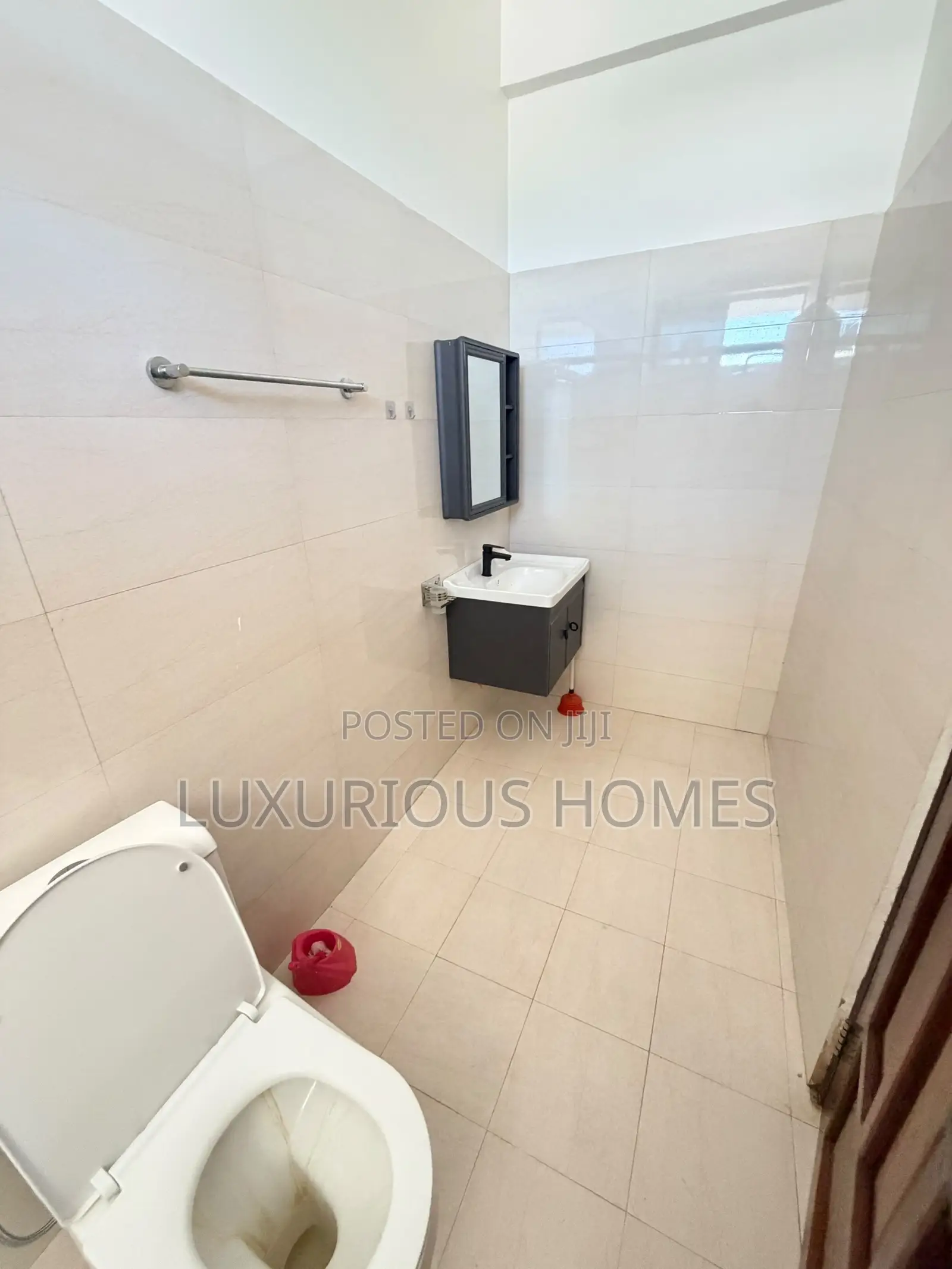Furnished 2bdrm Apartment in Oyster Bay for rent