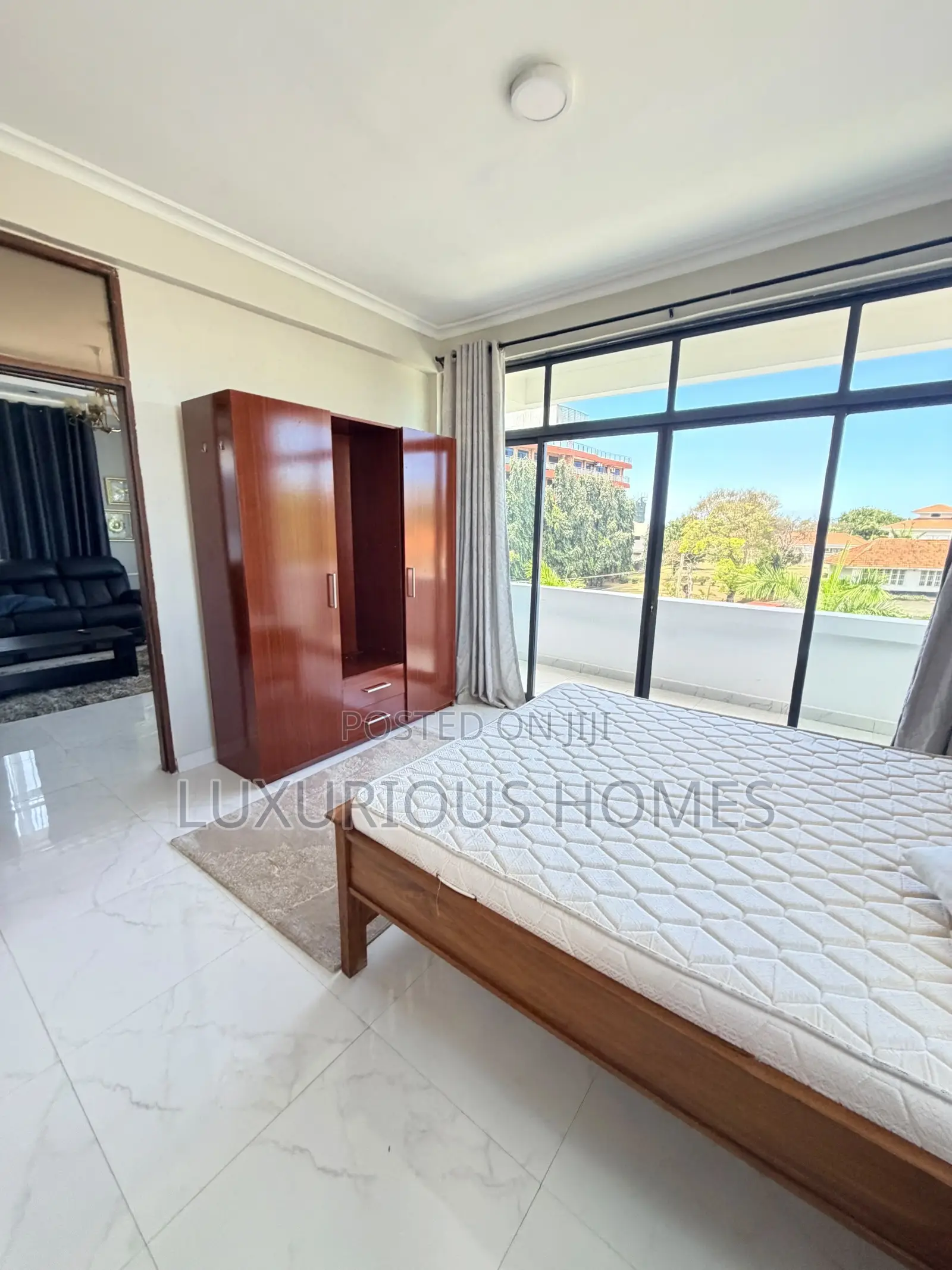 Furnished 2bdrm Apartment in Oyster Bay for rent